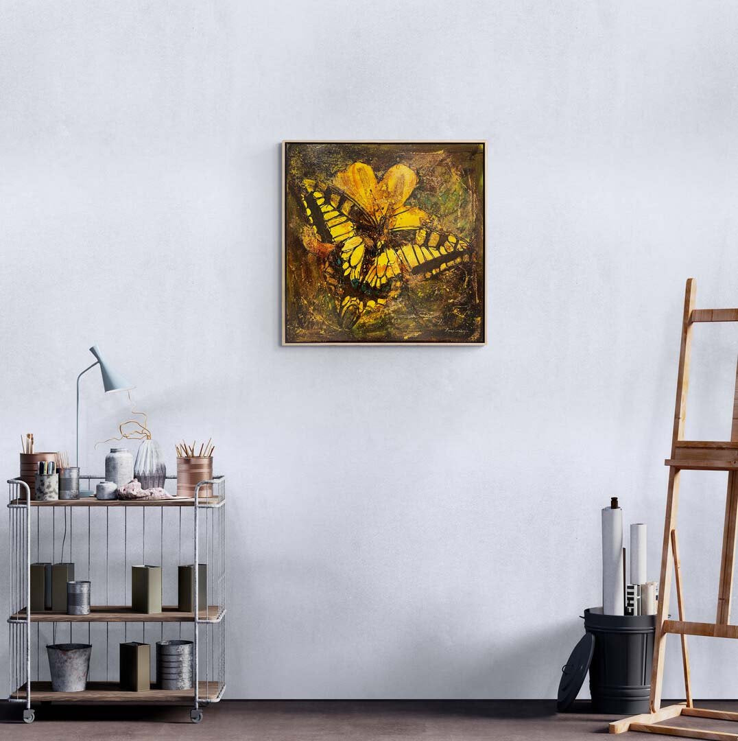 Sarı Kelebeğin Uçuşu Yağlı Boya Tablosu