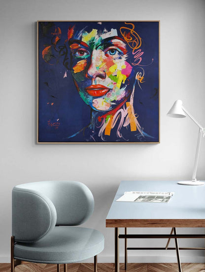 Renklerin İçindeki Kadın Yağlı Boya Tablosu