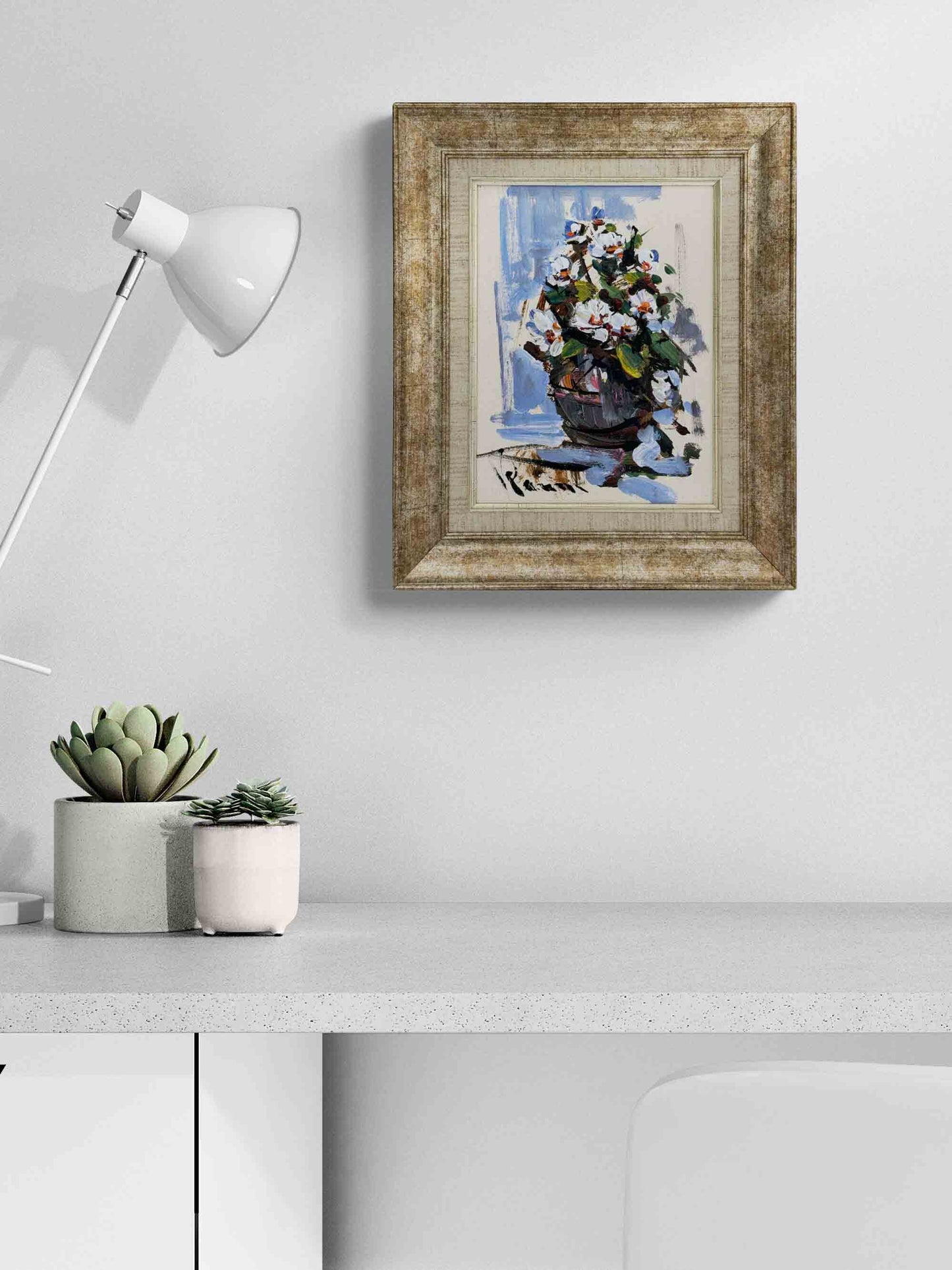 Beyaz Çiçekli Vazo Yağlı Boya Tablosu