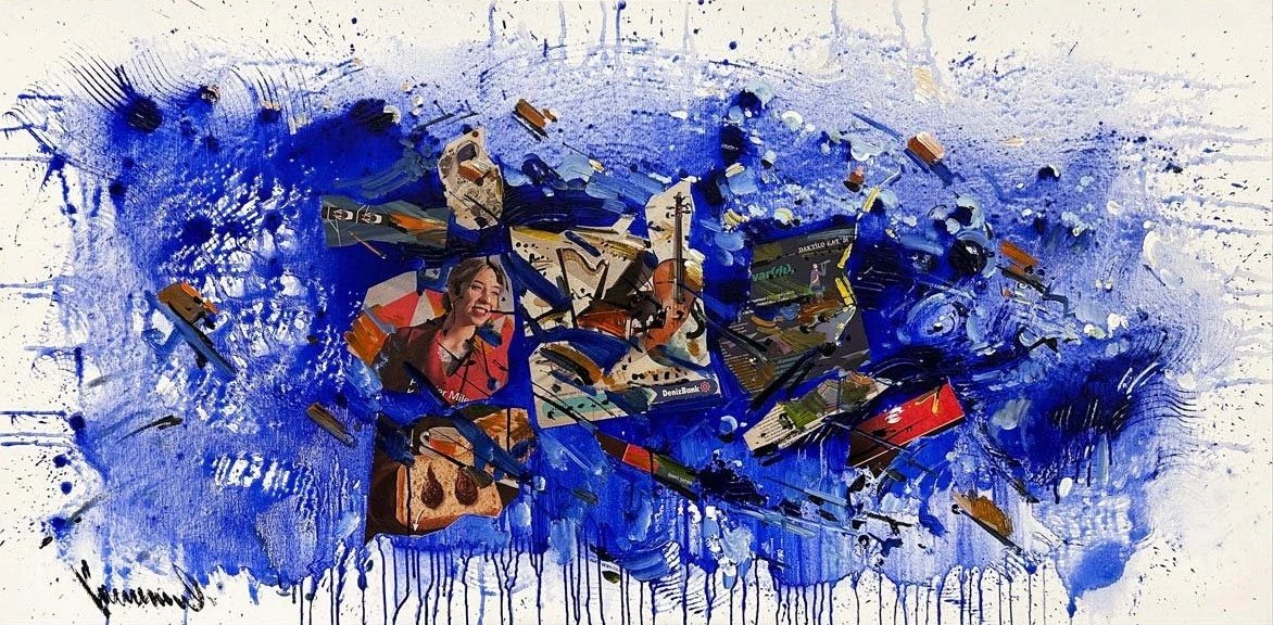 Gazete Sayfalarında Renkli İzler Yağlı Boya Tablosu